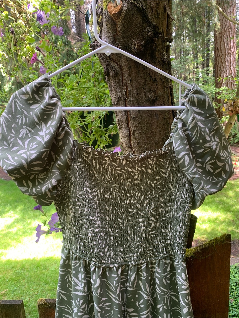 Inspired Hearts Olive & White Puff-Sleeve Floral Jumpsuit - Picture 2 of 7